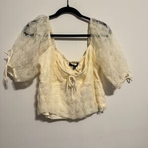 NWT Lulus White Puff Sleeve Rosette Top